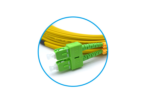 The best insertion loss and return loss  ensure stable signal transmission and  network security.Good thermal stability,  high hardness, strong environmental  adaptability.